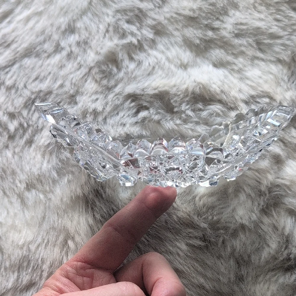 Elegant Crystal Glass Dish